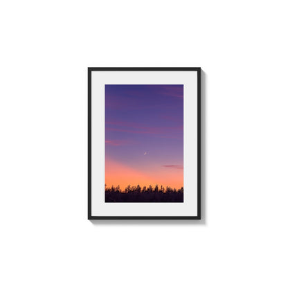 Crescent Moon Horizon